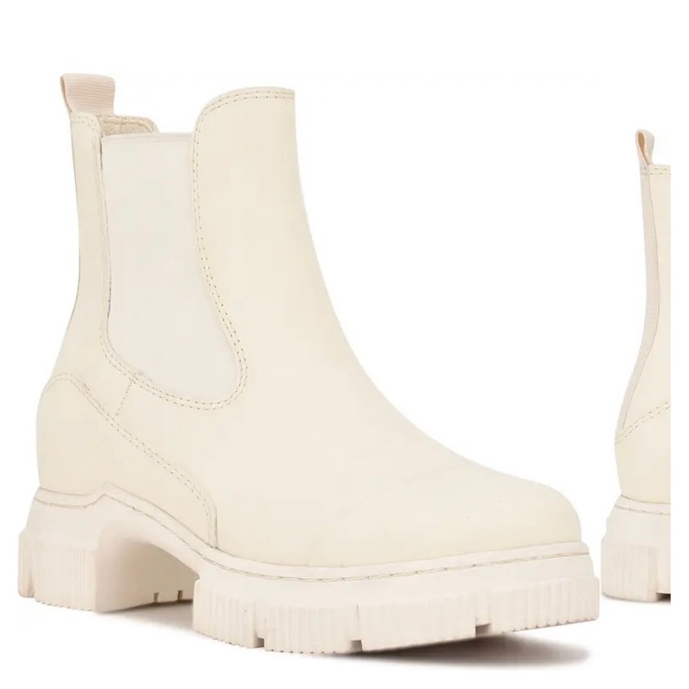 White Boots Size 7